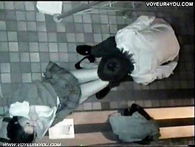 两个年轻的女同性恋者