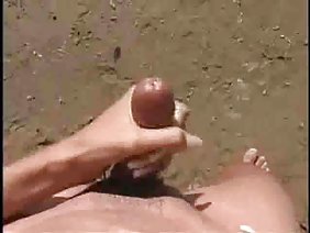 喜欢穿透讨厌的屁股，倾听她的呻吟声
