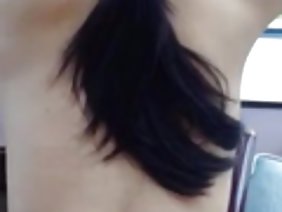 安吉拉经常按摩阴部