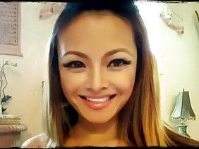 空姐在臀部打了不忠的丈夫