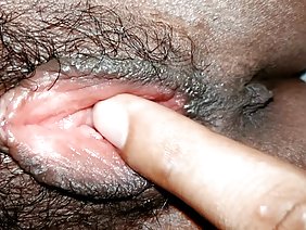 偷看在视频聊天中显示性顽皮